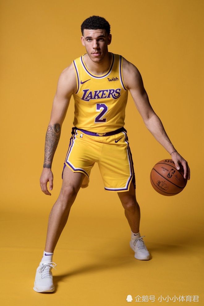 今晨体能课后，波尔图状态回暖备战NBA常规赛，悬念犹存，训练强度明显提升的简单介绍