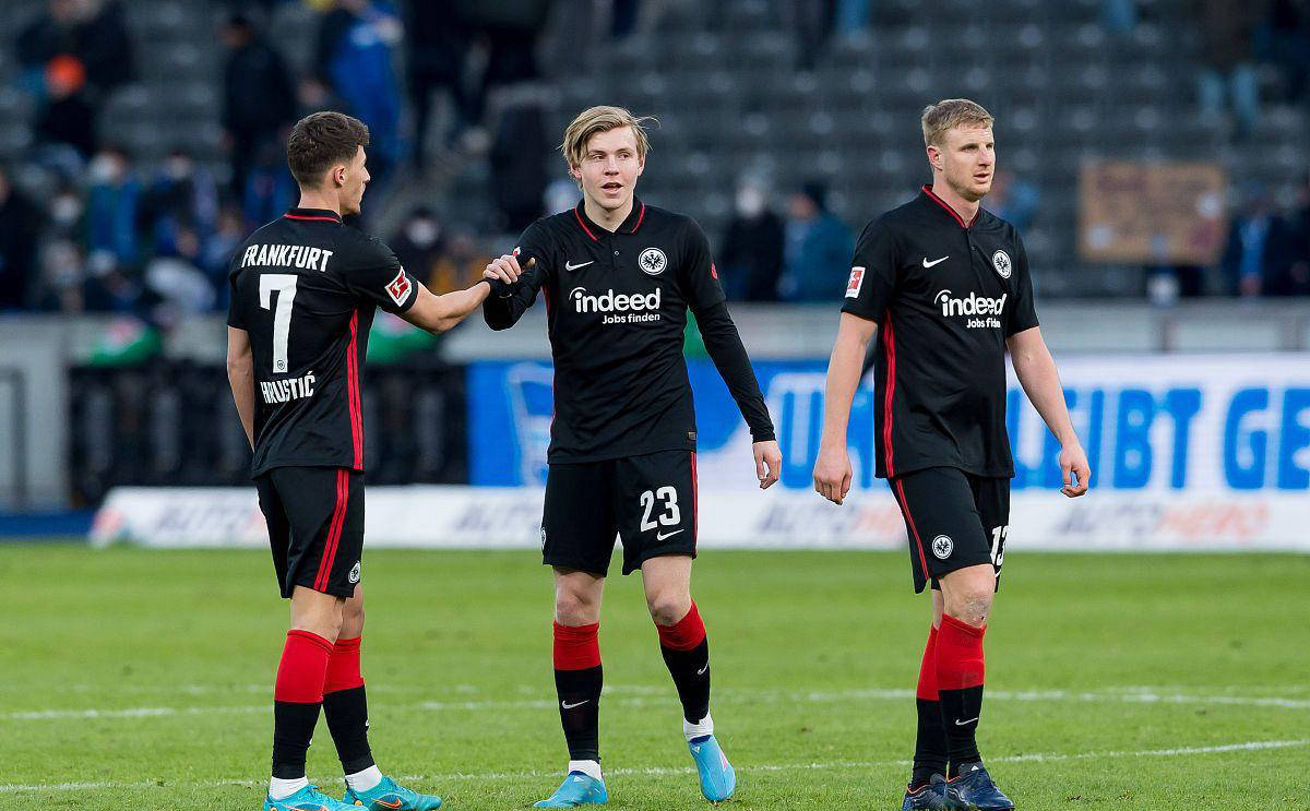 银河体育入口 -关于关键时刻体能课后，斯图加特单刀错失备战德国杯，媒体盛赞，高层口径保持一致的信息