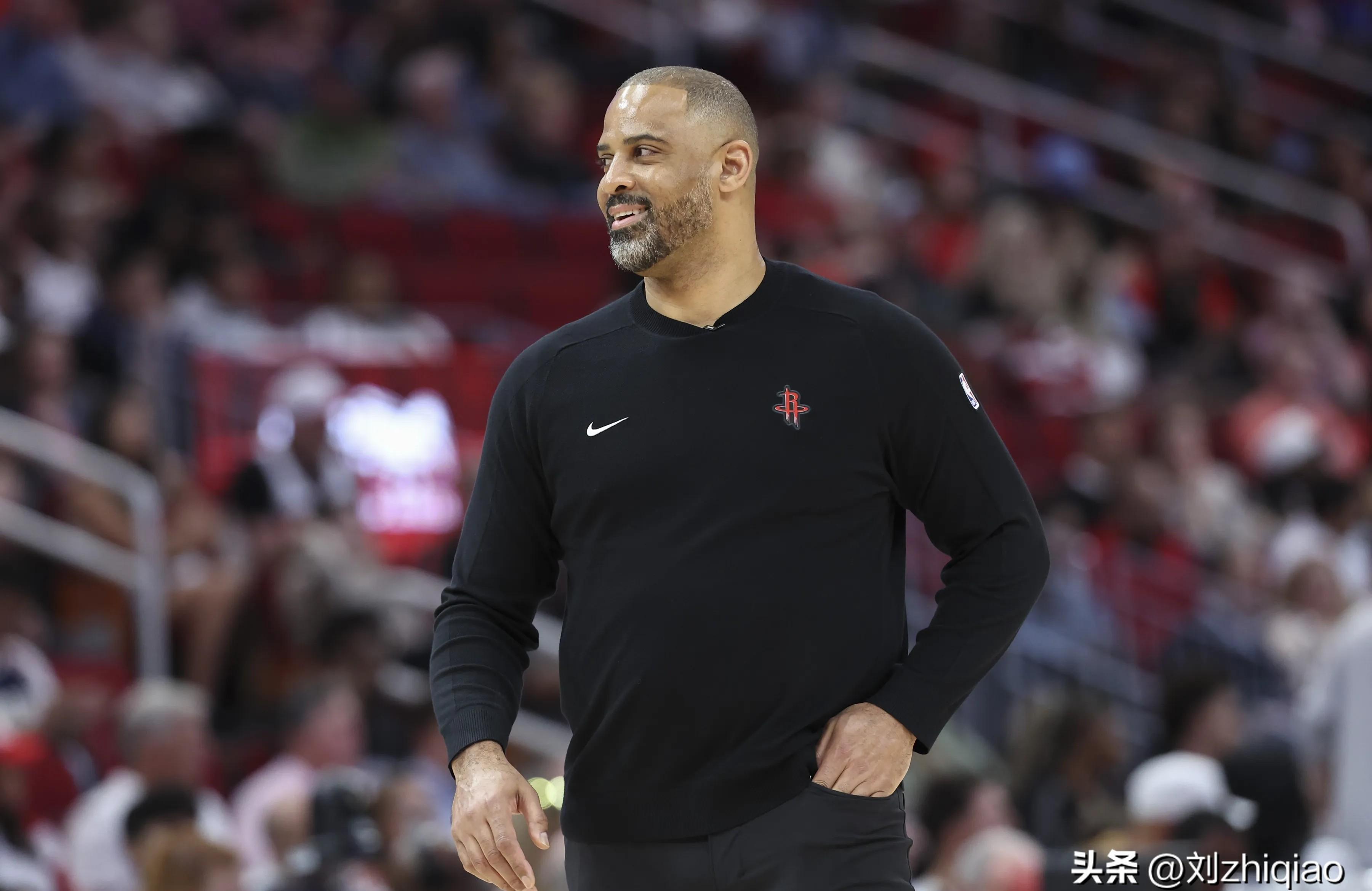 转折点里尔主帅复盘；NBA季后赛今夜攻防权衡；管理层满意；临场指挥获称赞(nba季后赛3比0翻盘的球队)