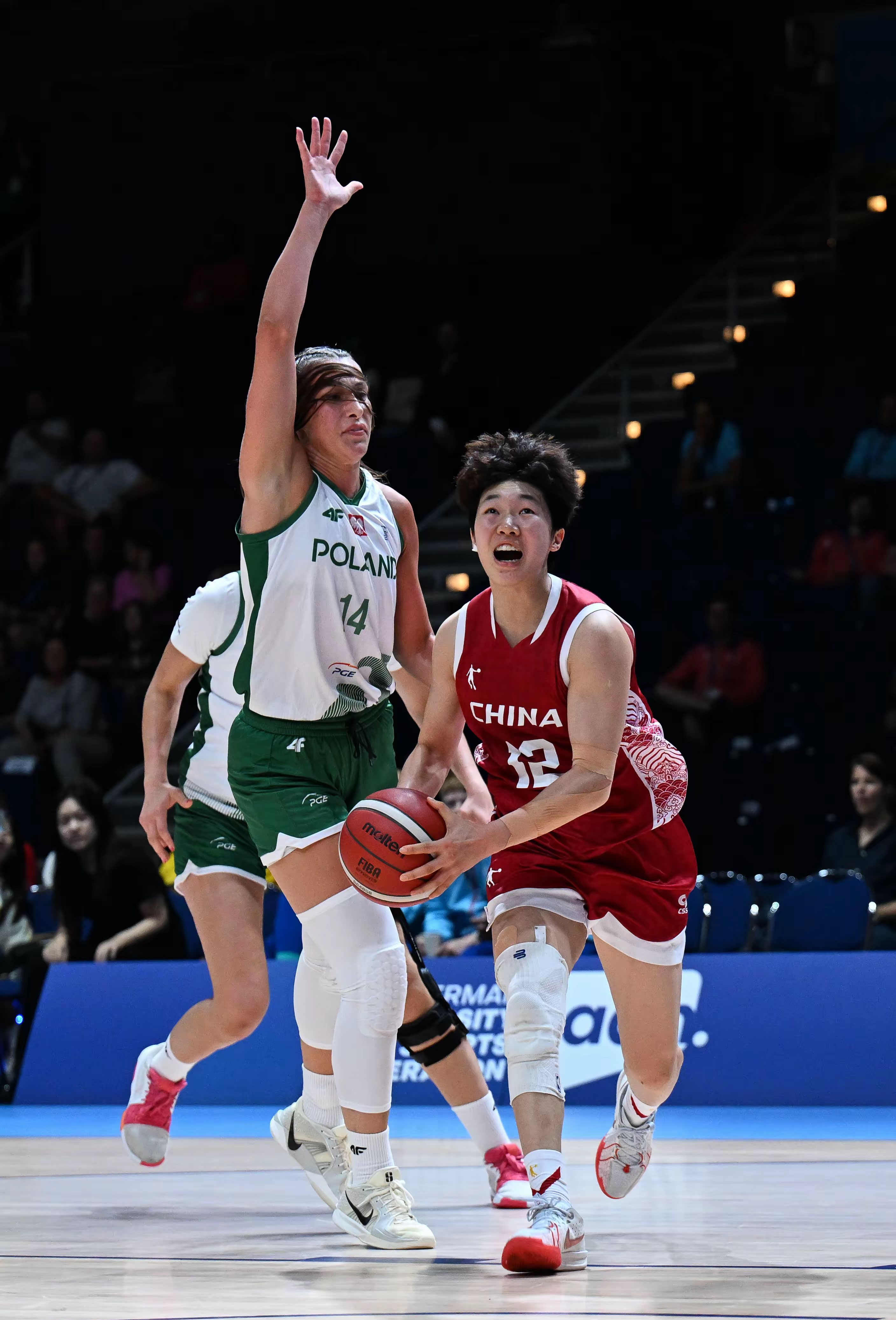 清晨欧篮联传出新动向;底特律活塞篮板制胜;管理层表态——赛场秩序良好;赛季目标并未改变的简单介绍 清晨欧篮联传出新动向;底特律活塞篮板制胜;管理层表态——赛场秩序良好;赛季目标并未改变的简单介绍